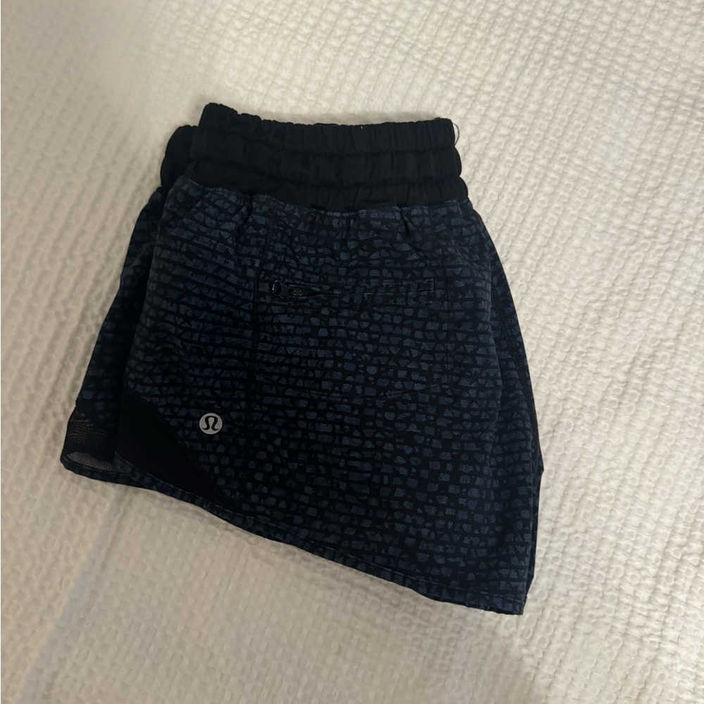 Lululemon Black and Blue Patterned Shorts